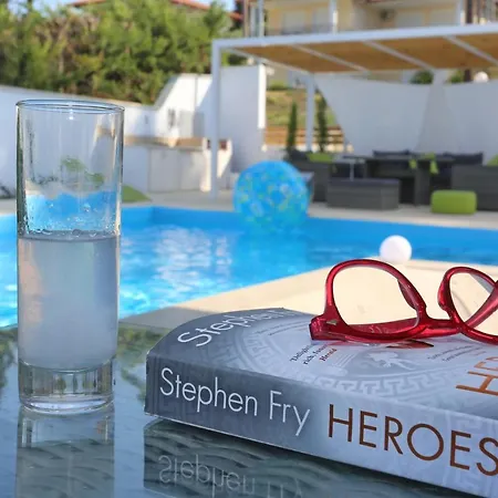 Βίλα Douglas - Private Pool, Bbq, 4bdrms, View