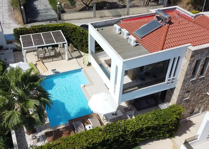 Douglas - Private Pool, Bbq, 4bdrms, View Pefkochori