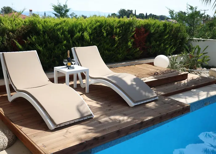 Douglas - Private Pool, Bbq, 4bdrms, View Vilă