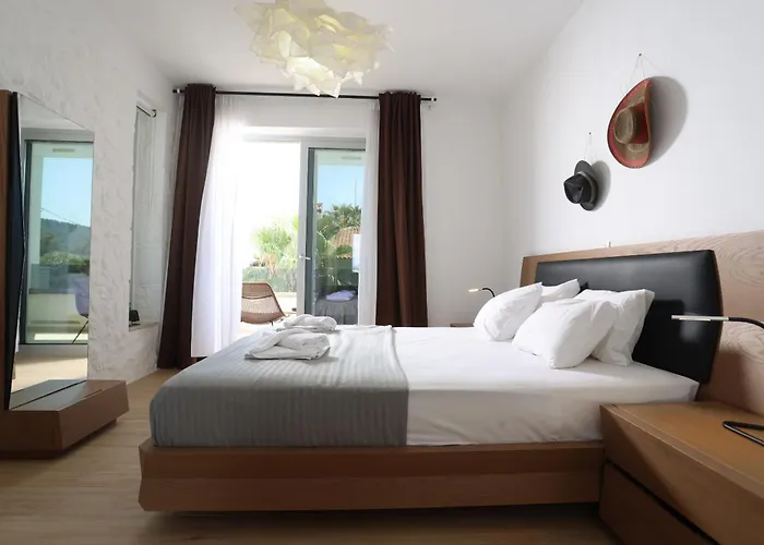 Douglas - Private Pool, Bbq, 4bdrms, View Vilă