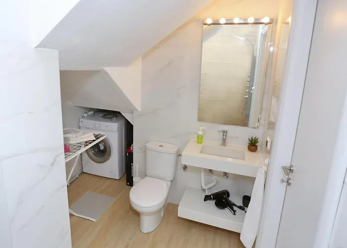 Vilă Douglas - Private Pool, Bbq, 4bdrms, View *